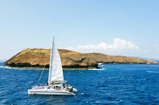 Molokini Snorkel & Performance Sail
